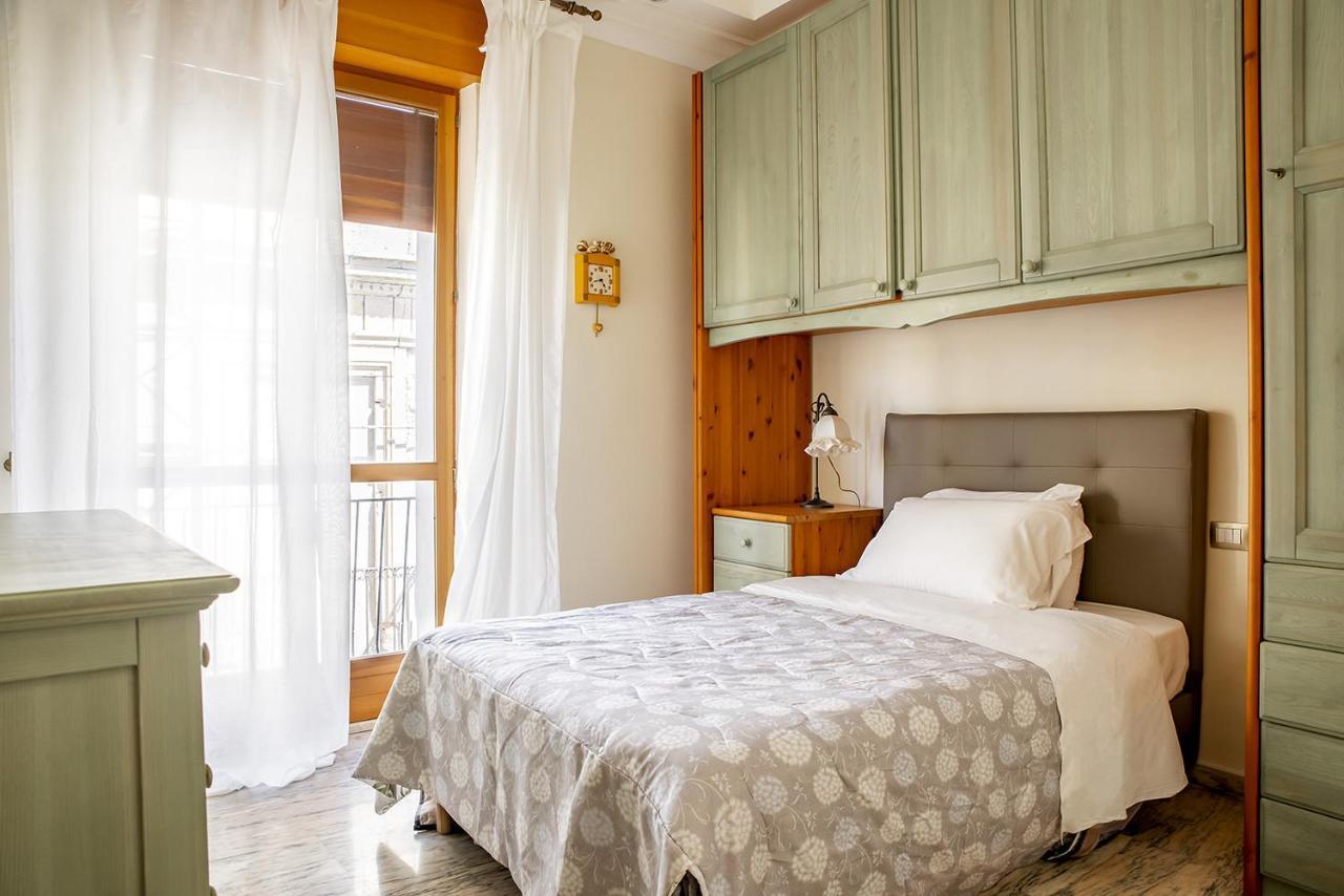 Ortigia Seafront Apartment By Wonderful Italy 시라쿠사 외부 사진