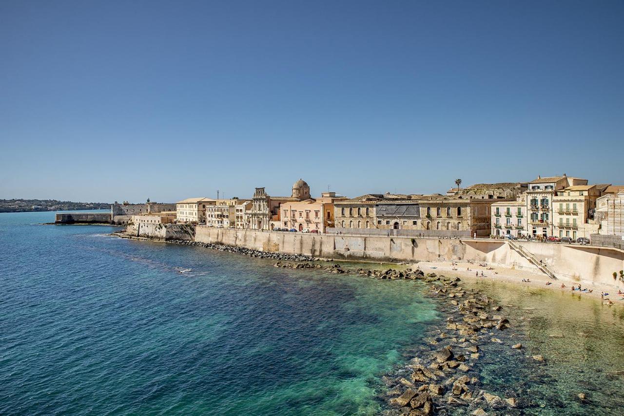 Ortigia Seafront Apartment By Wonderful Italy 시라쿠사 외부 사진