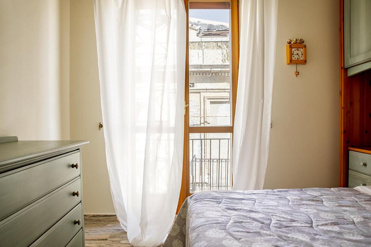 Ortigia Seafront Apartment By Wonderful Italy 시라쿠사 외부 사진
