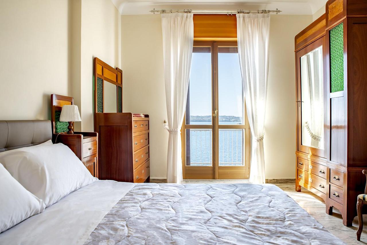 Ortigia Seafront Apartment By Wonderful Italy 시라쿠사 외부 사진